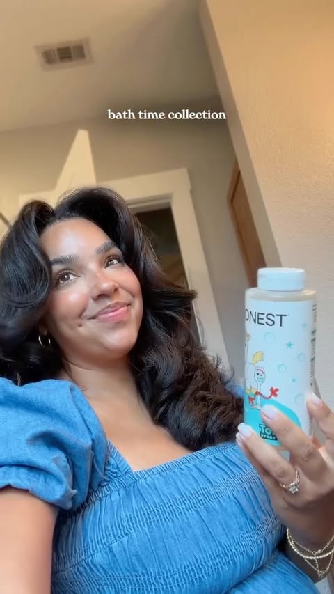 Instagram post by @jadegodbolt for Honest. Caption reads: #HonestPartner Bath time is a whole moment in....