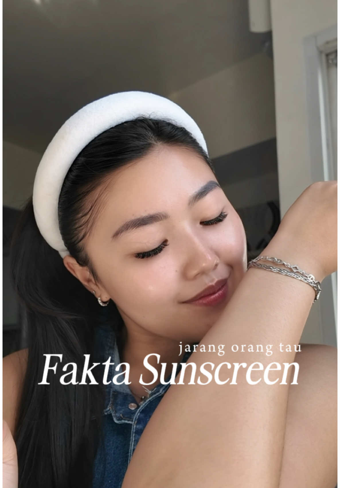 TikTok post by @mizypage for Vaseline. Caption reads: ternyata selama ini gue salah…🙂  untung sekarang....