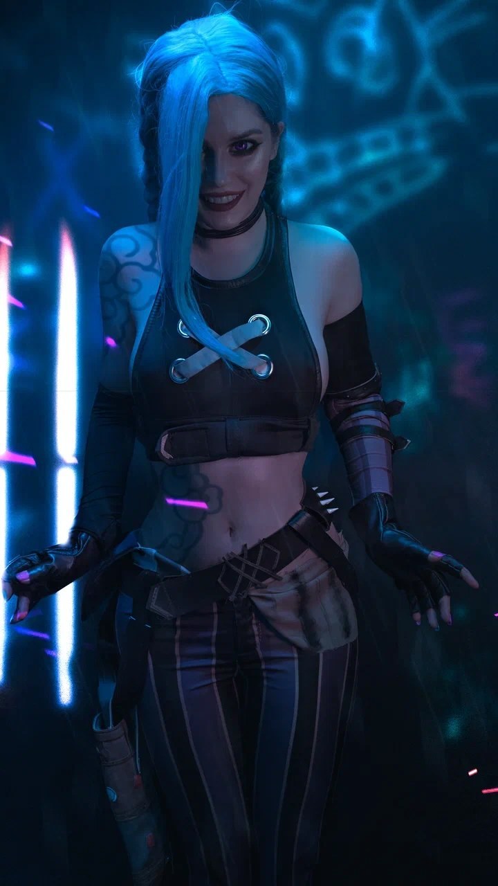 Instagram post by @roga_na_noge for PUBG MOBILE. Caption reads: Jinx in PUBG?!🔥
I hope everyone has already....