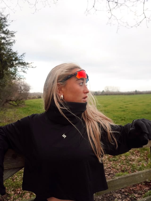 Instagram post by @daisykaryna for REPRESENT CLO. Caption reads: on the move! 

new year, new training block.....