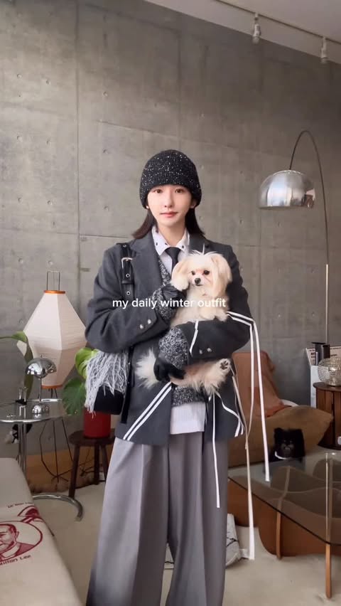 Instagram post by @renya_0911 for Zozotown. Caption reads: My daily winter outfit 🖤

@seyto_official....