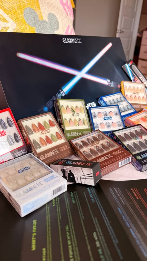 Instagram post by @giselles_imaginations for Glamnetic. Caption reads: I am OBSESSED with the new Star Wars | Glamnetic....