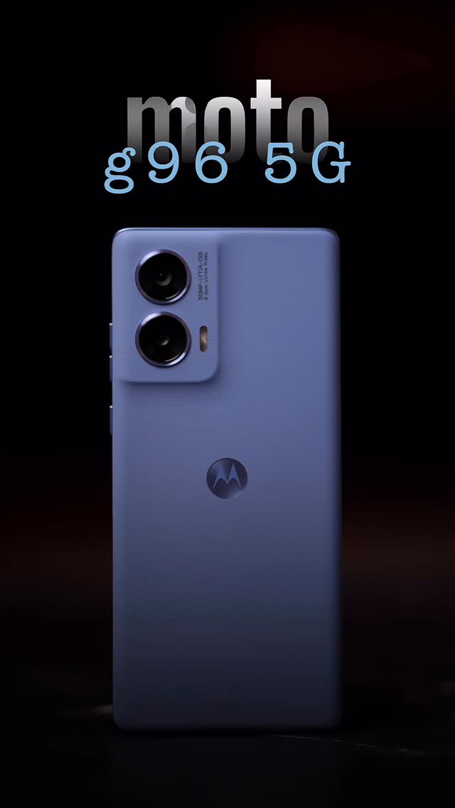 Instagram post by @gujaratimediafactory for Social Current India. Caption reads: તમે Motorola ના ફોન તુઝ કરો છો?

#Collab #MotoG96....