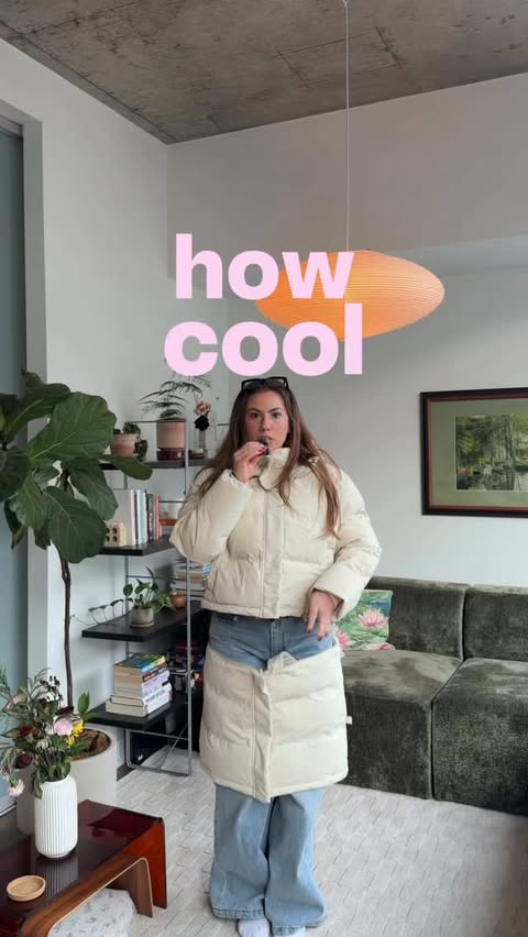 Instagram post by @jessiegwenfit for Glowmode. Caption reads: [...] 🧥 i don’t gate keep!!! it’s from GLOWMODE....