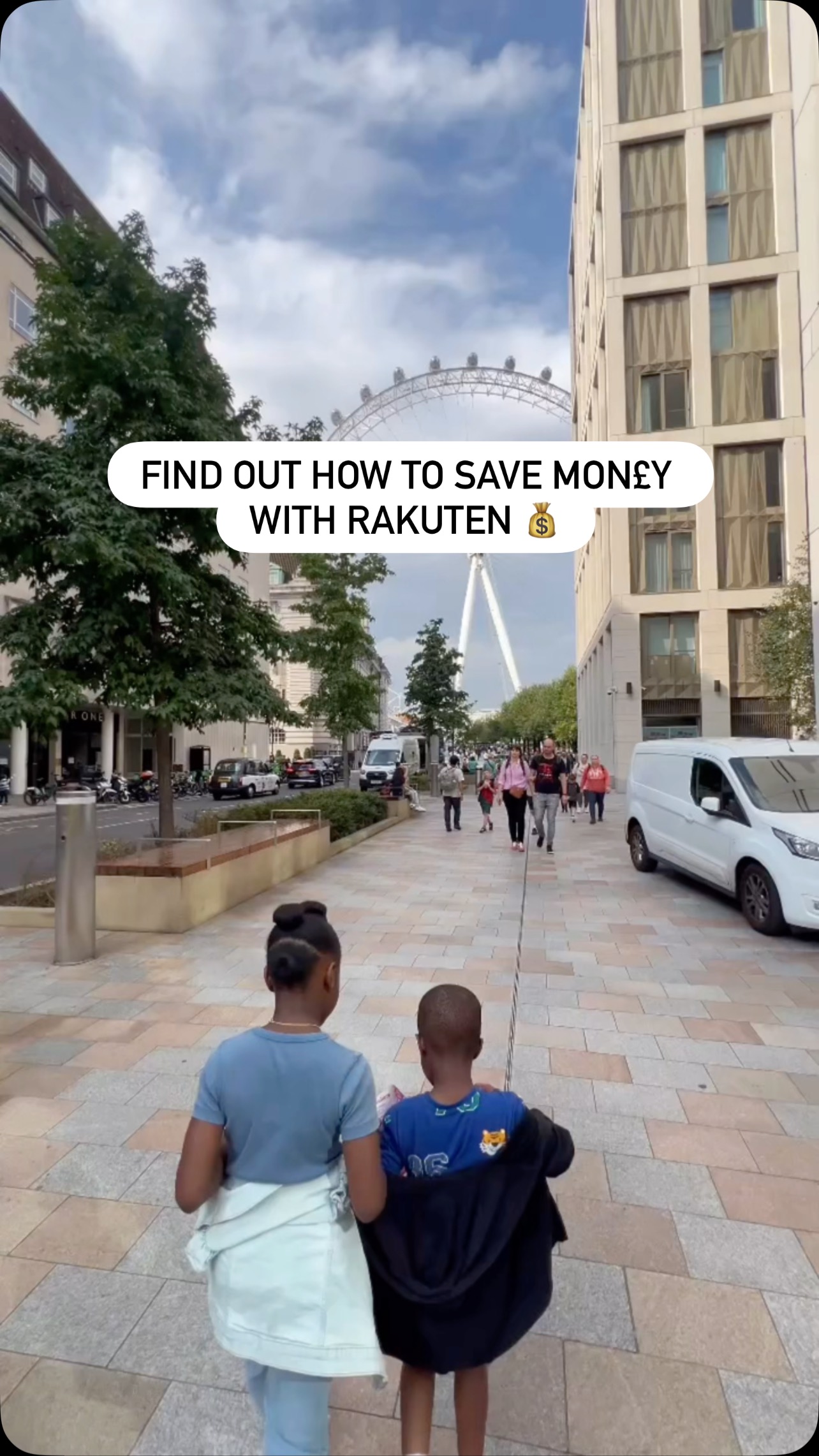 Instagram post by @adventureswithaunty_ for Rakuten. Caption reads: I love planning exciting days out, now I can earn....