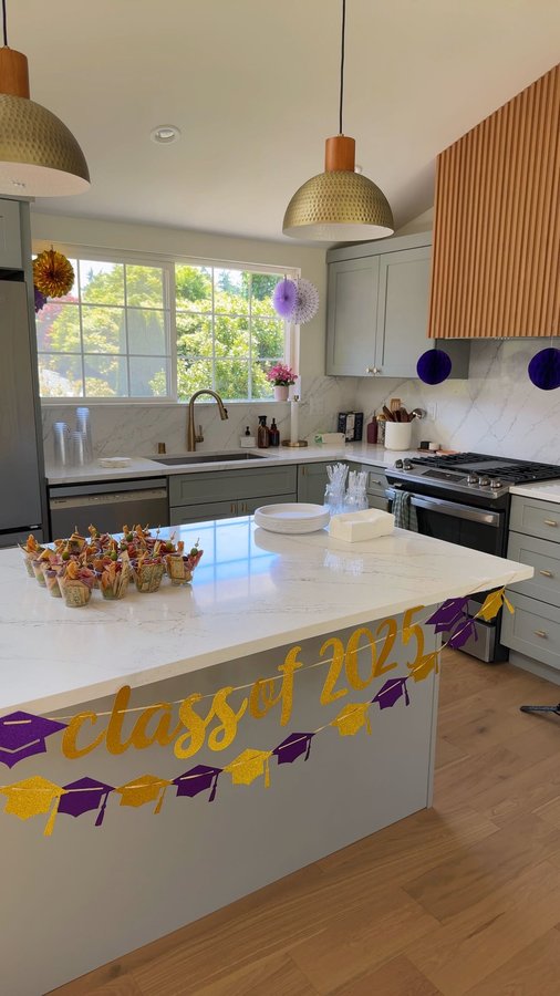 Instagram post by @caileeeeats for Chinet. Caption reads: #ad he graduated law school. i planned the party.....