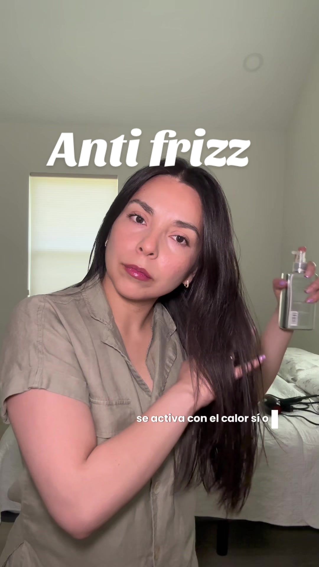 TikTok post by @le.liliana for Color Wow Hair. Caption reads: [...] de cabello sin frizz @Color Wow Hair....