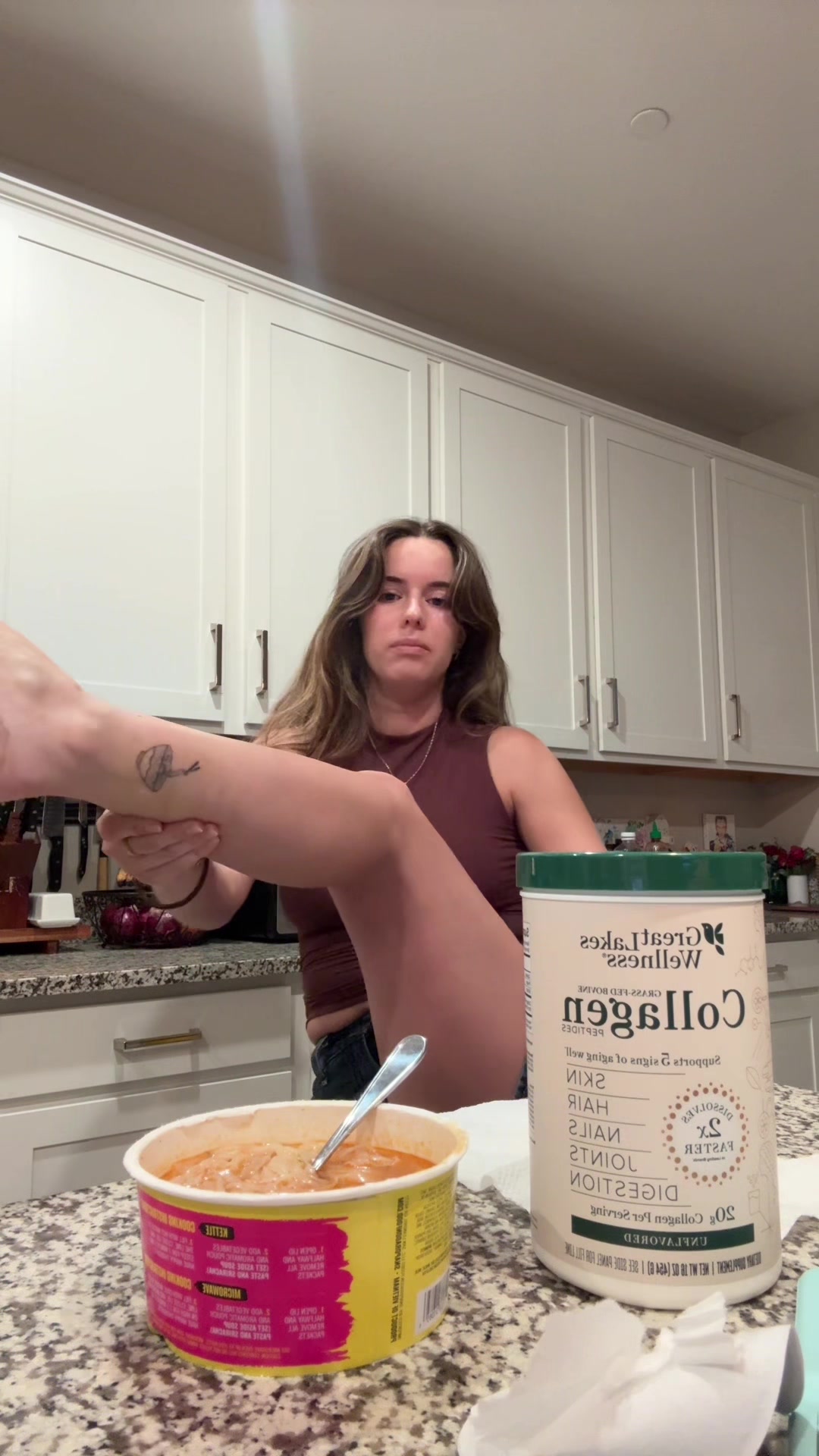 TikTok post by @jennabean301 for Great Lakes Wellness. Caption reads: [...] #healthyhairjourney....