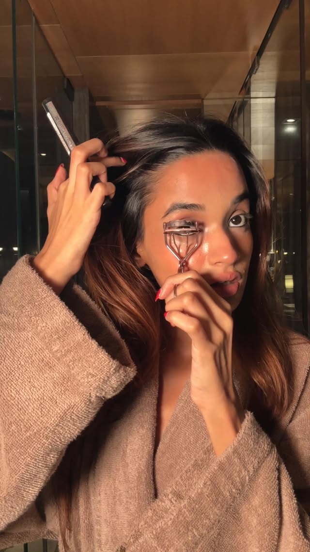 Instagram post by @ananya.jayaswal for Brillare. Caption reads: Comment for “link” 🔗 #viral #brillare....