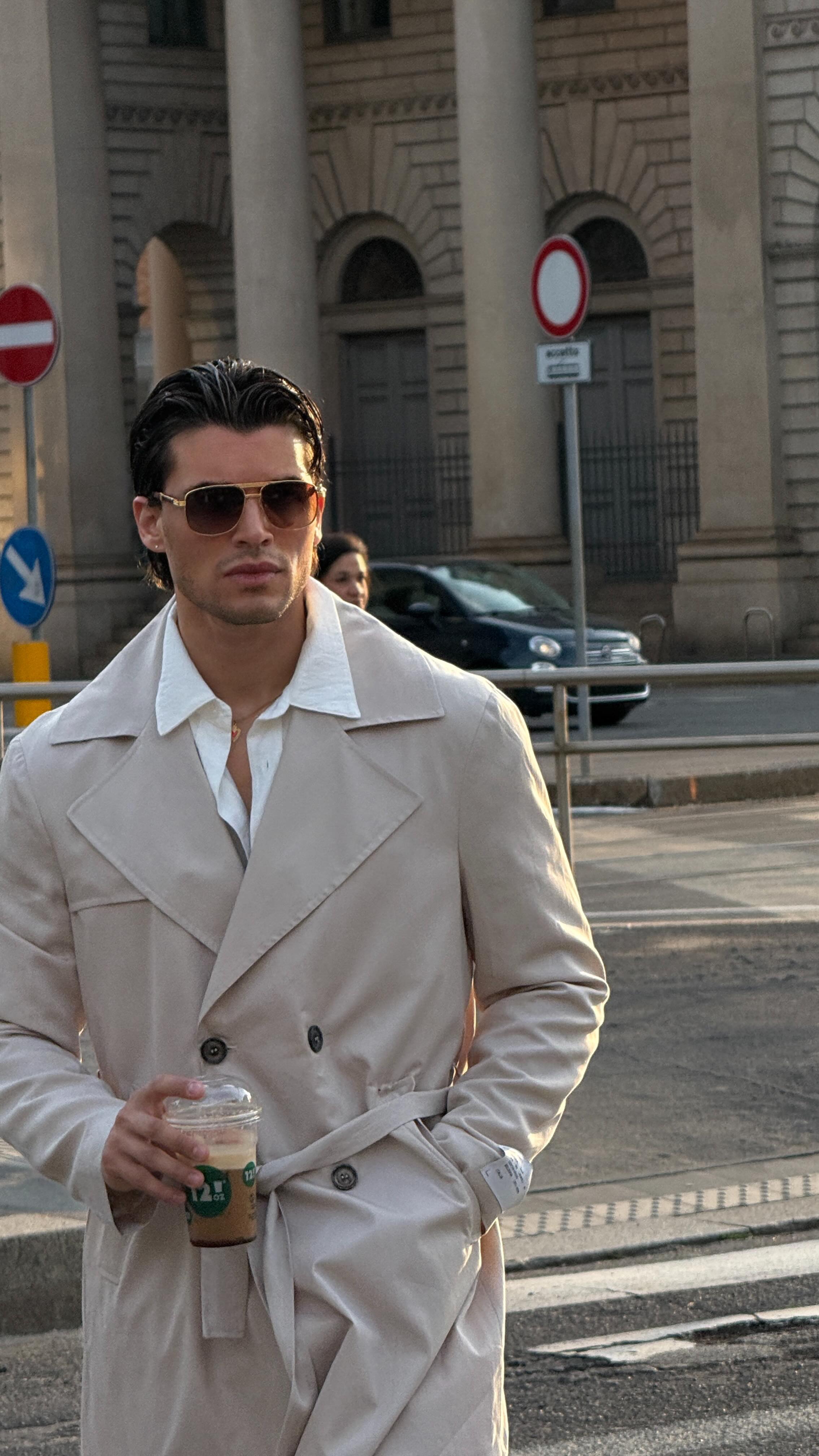 Instagram post by @antonio.medugno for Imperial Fashion. Caption reads: In a warm light.
@imperialfashion @imperialfashion....