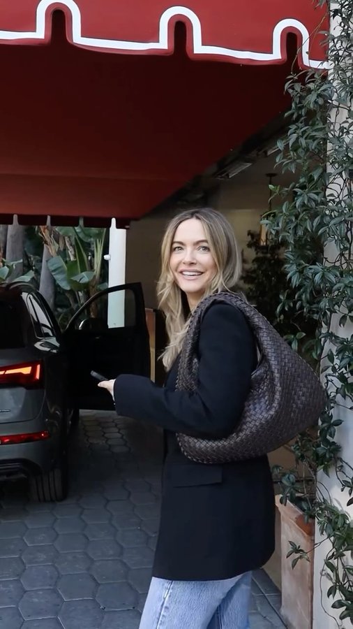 Instagram post by @aligrant for Dropbox. Caption reads: [...] can be a nightmare, but tools like @dropbox....