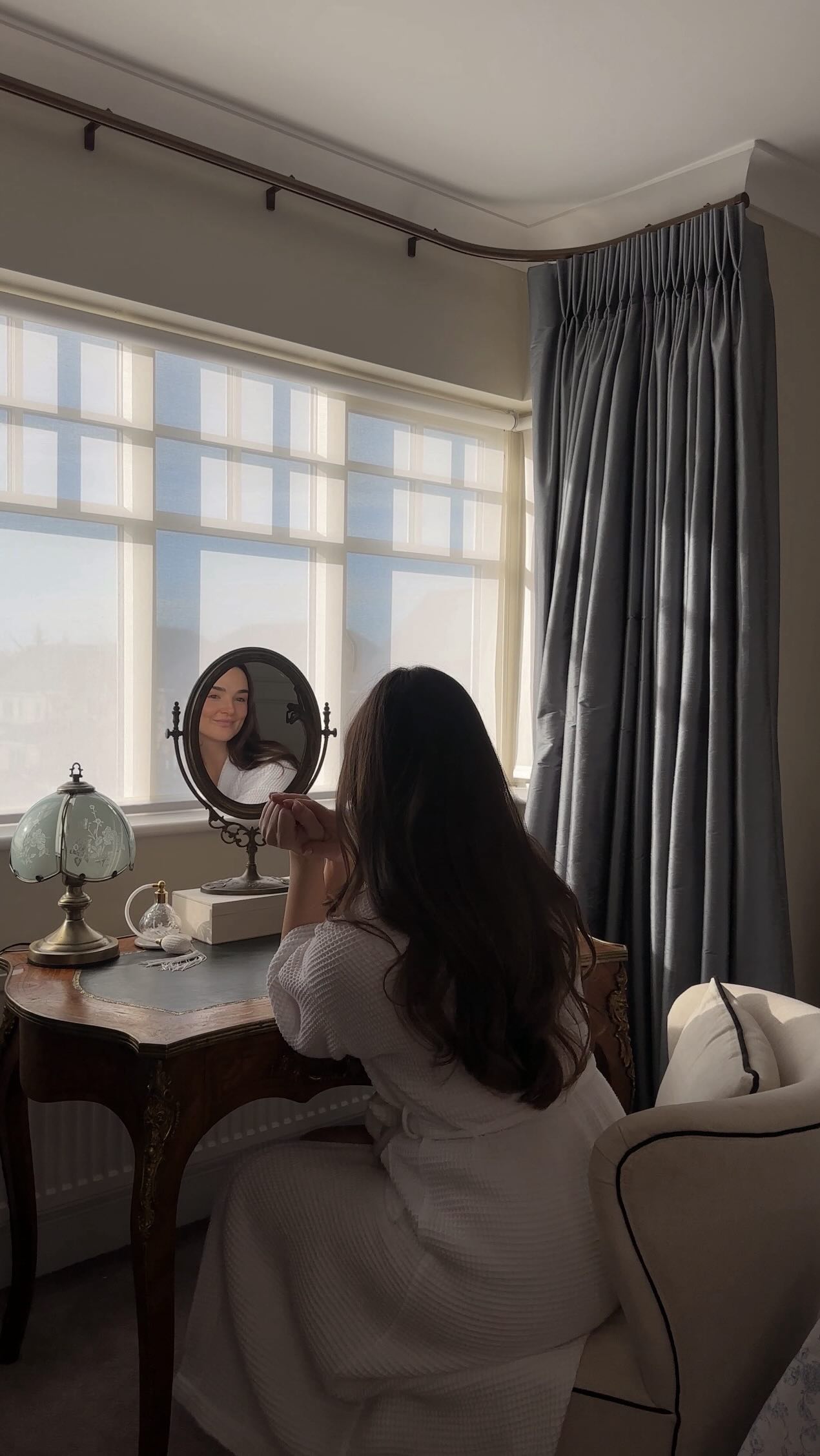 Instagram post by @niamh_osullivan for Spotlight Oral Care. Caption reads: Little luxe, big glow ⭐️
@spotlight_oral_care....