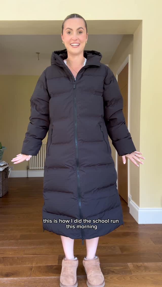 Instagram post by @mummysflippinhouse for Sweaty Betty. Caption reads: AD – Honestly, no one would guess I’ve got my....