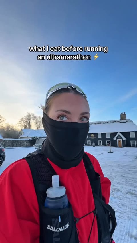 Instagram post by @emilyjanefairs for Esn. Caption reads: [...] ⭐️

all supplements I use are from....