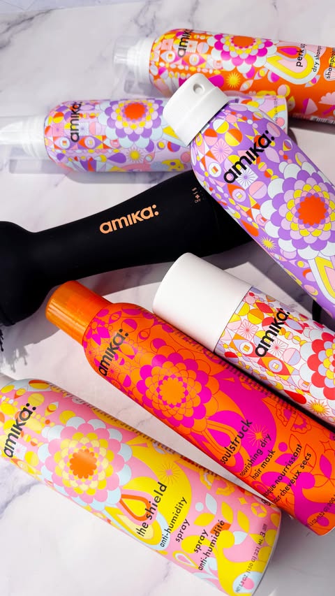 Instagram post by an influencer for amika. Caption reads: #GiftedByAmika ✿❯───𝔸𝕞𝕚𝕜𝕒────❮✿ My hair [...].