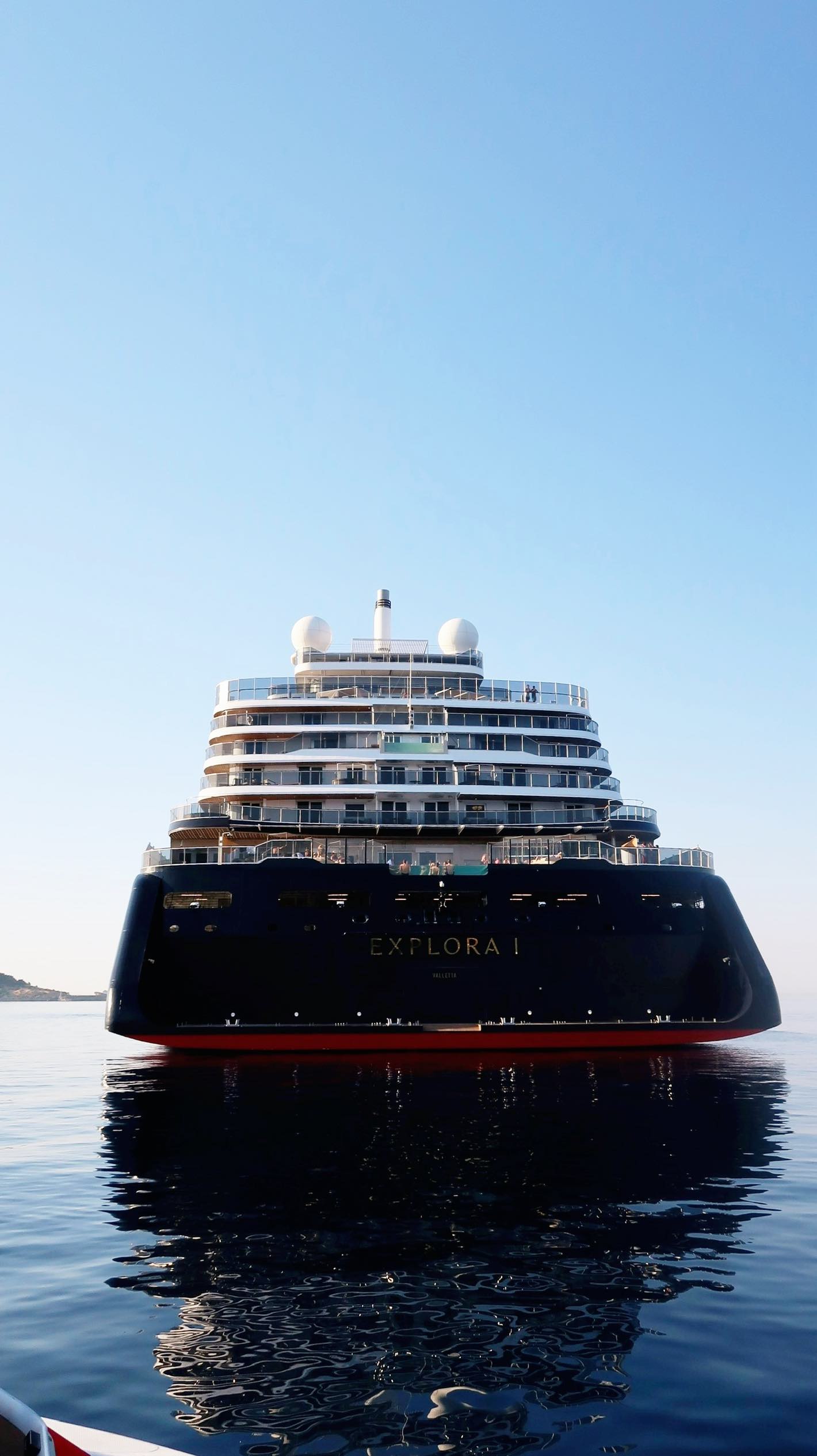 Instagram post by @kubilaysakarya for MSC Cruises Official. Caption reads: Bugün sizi @explorajourneys ile muhteşem bir....