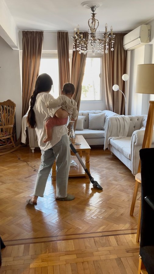 Instagram post by @salmasallamz for Stanvi. Caption reads: [...] you can use “ss5” for extra discount on....