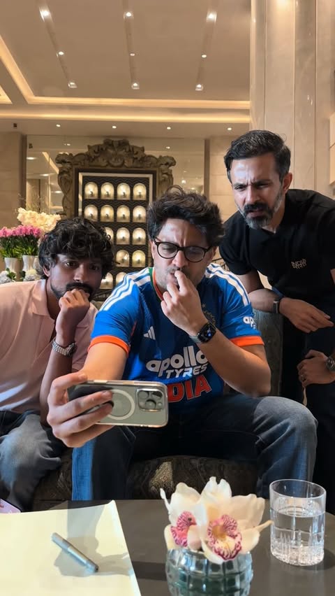 Instagram post by @mojorojo for Marriott Bonvoy. Caption reads: [...] game but make it max posh thanks to....