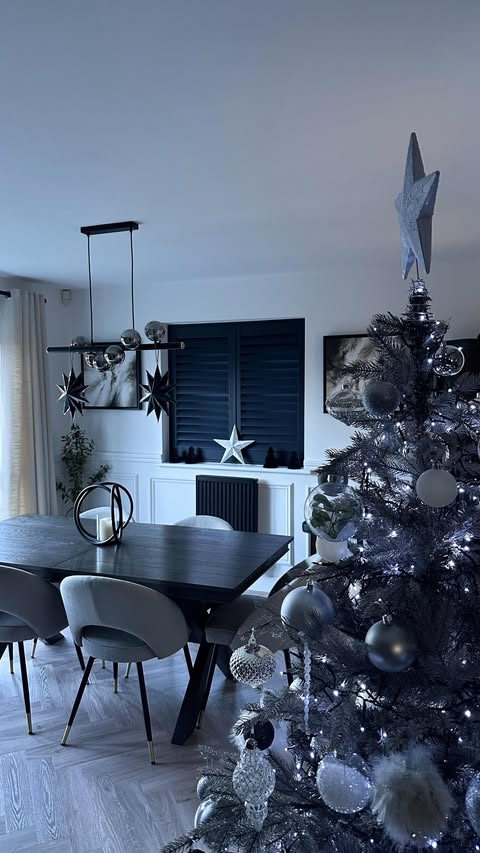 Instagram post by @themonomanor for Umbra. Caption reads: D I N I N G  R O O M

Wasn’t going to put the....