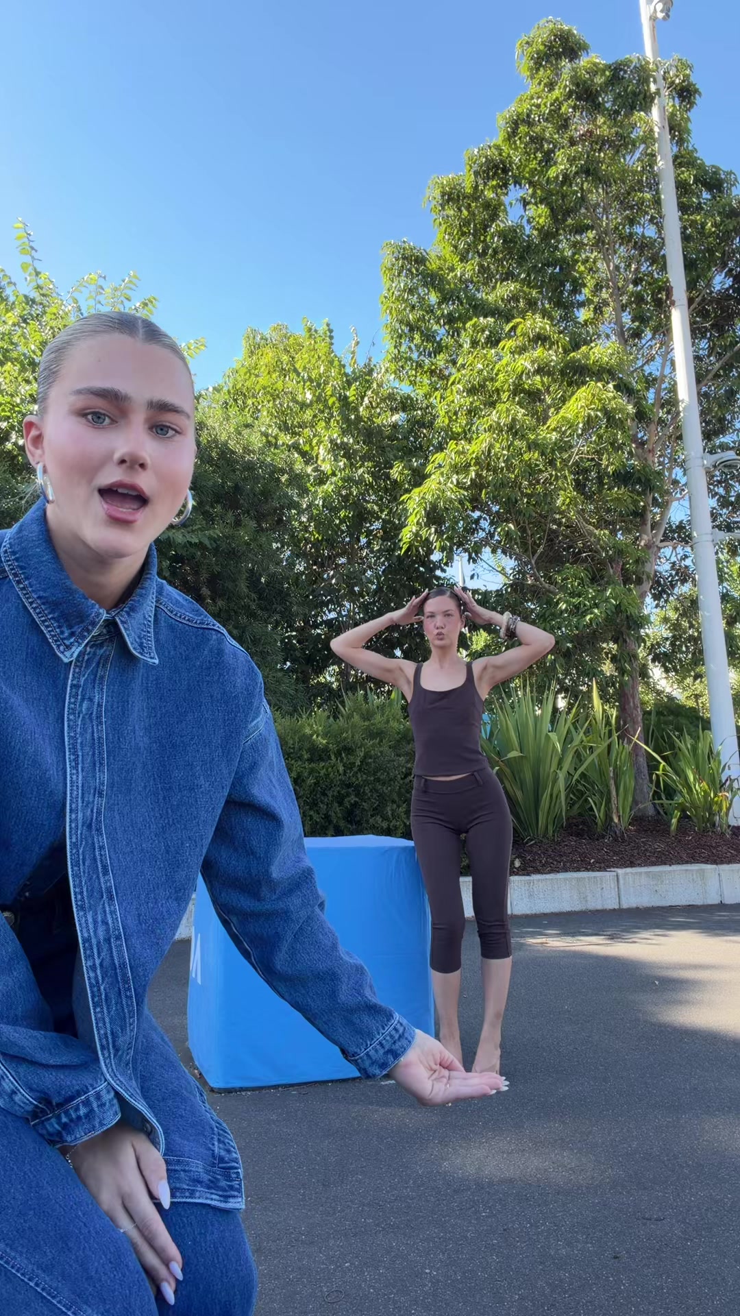 TikTok post by @jacquiealexander_ for Meshki. Caption reads: @Meshki fits 🎾 #ausopen .