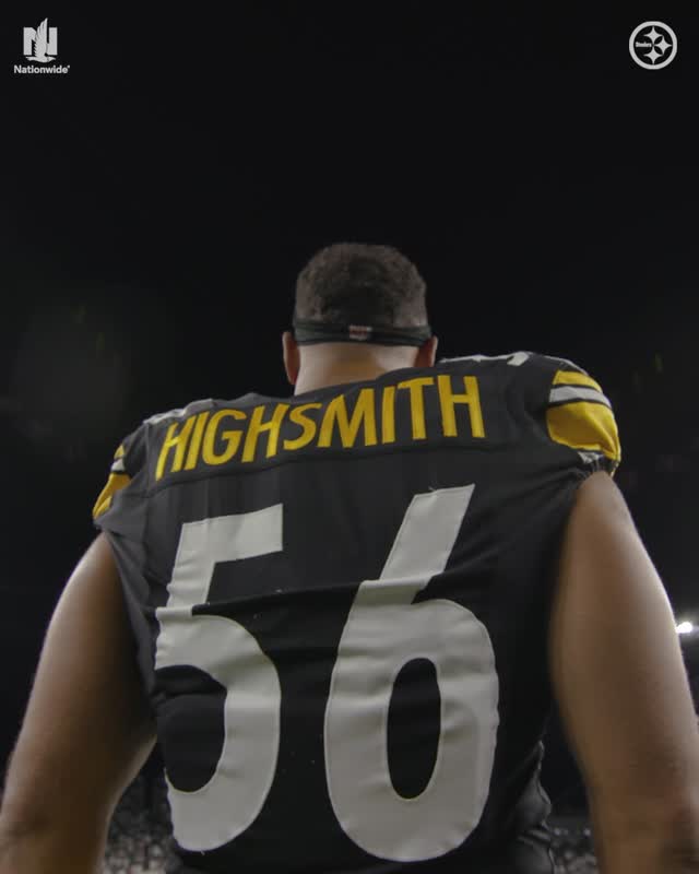 Instagram post by @steelerscr for Nationwide. Caption reads: [...] off the field 🙌 #WPMOYChallenge |....