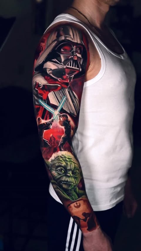 Instagram post by @vl.ink_ for EMALLA OFFICIAL. Caption reads: May the 4th be with you🤖🌑Happy Star Wars Day! •....