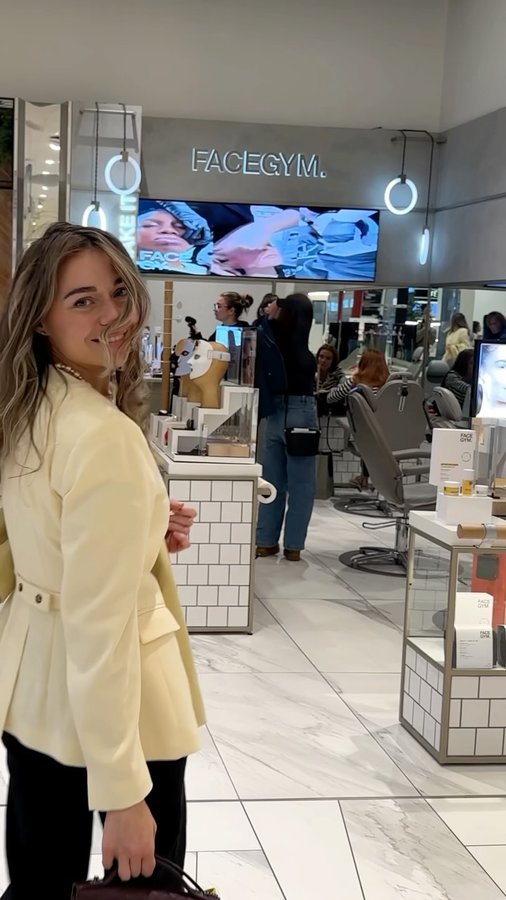 Instagram post by @into.trends for FACEGYM. Caption reads: [...] this Mothers Day, but my favorite is....