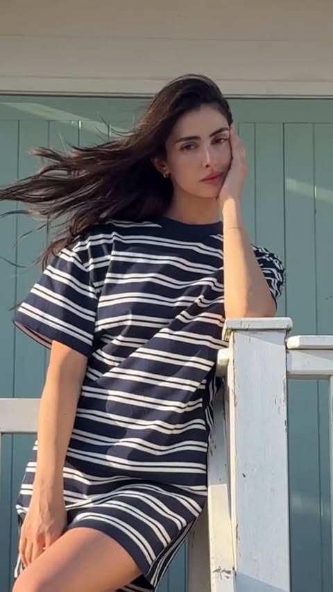 Instagram post by @rosafrankis for Everlane. Caption reads: warmer days are back 🐚 @everlane ad....