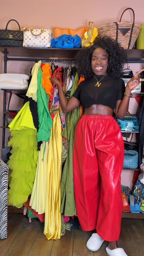 Instagram post by @styledbynana for Google. Caption reads: [...] shop the same way again, I mean it.....