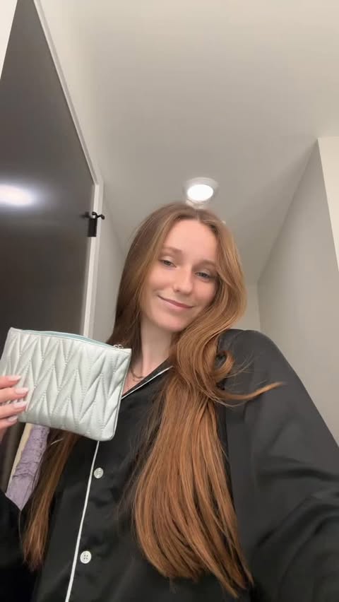 Instagram post by @bergenreilly for Earth Harbor. Caption reads: [...] @byrosiejane @shopsugarsilkbeauty....