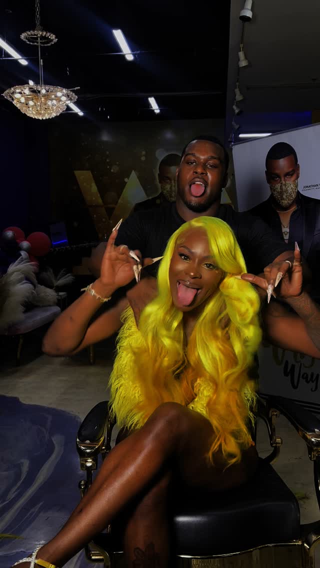 Instagram post by @iam_jonathan_ for Alipearl Hair. Caption reads: @taviibabii_27 💛💛Had to Slay Tavi since they....