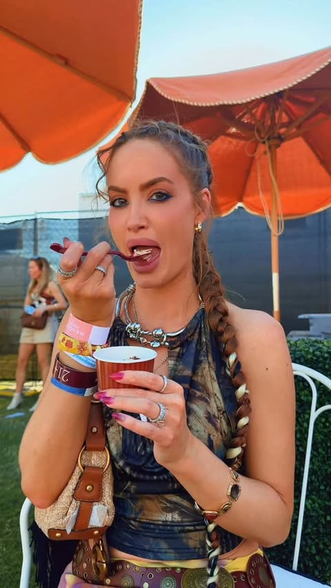 Instagram post by @haleyybaylee for SkinnyDipped. Caption reads: [...] room for dessert.. right @skinnydipped +....