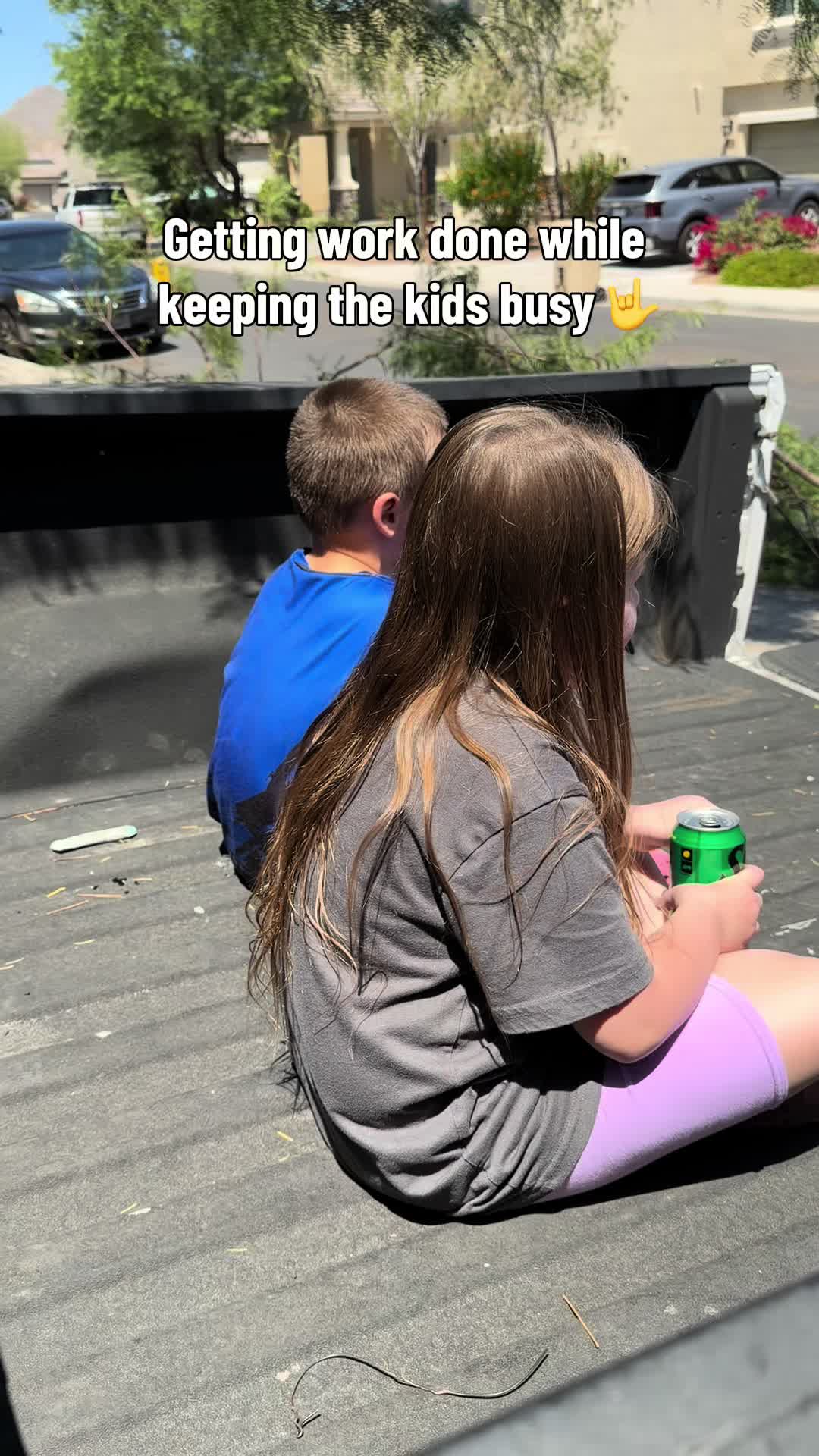 TikTok post by @amanda_la_guera11 for Apolosign. Caption reads: [...] TV, they stopped asking to use mine.....
