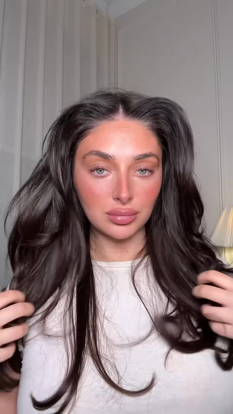 Instagram post by @vanessanicolestern for Bur Bur. Caption reads: Get ready with me this am #burburpartner.