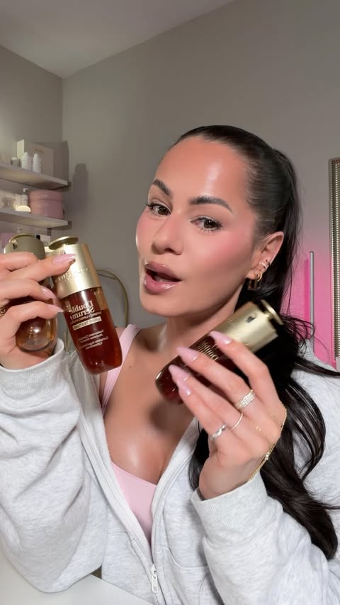 Instagram post by @laemekiia for Clarins. Caption reads: heavy on healthy skin & anti aging 😌 @clarinsusa....