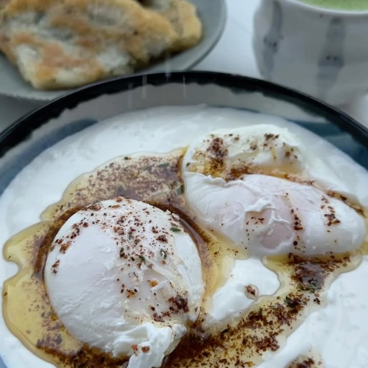 Instagram post by @jasmineandtea for newchapter. Caption reads: my gut healthy sourdough & matcha morning routine....