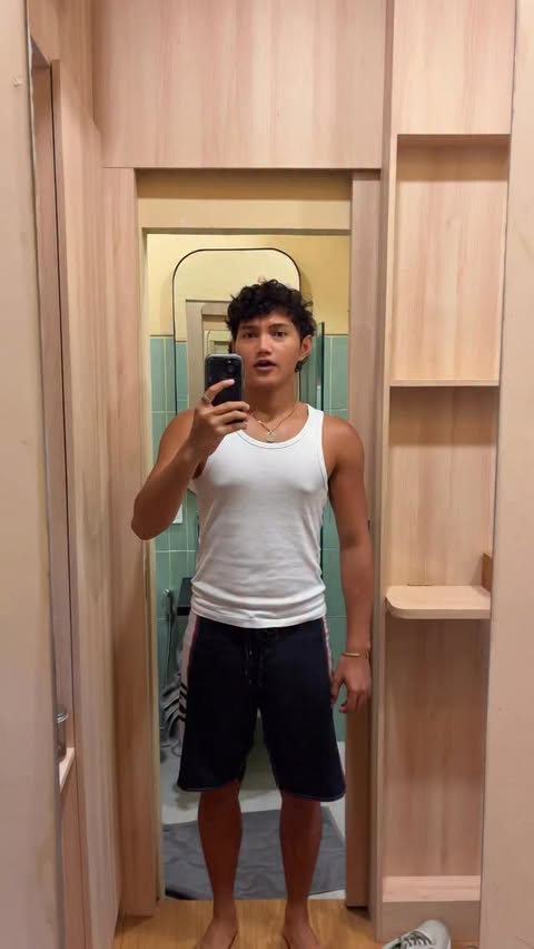 Instagram post by @yancyxgabriel for TORRAS. Caption reads: [...] have with me while travelling. The TORRAS....