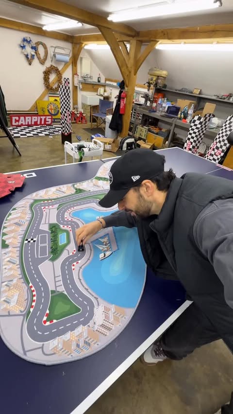 Instagram post by @_bengrist for Fiverr. Caption reads: Running a small business like @thecarpits isn’t....