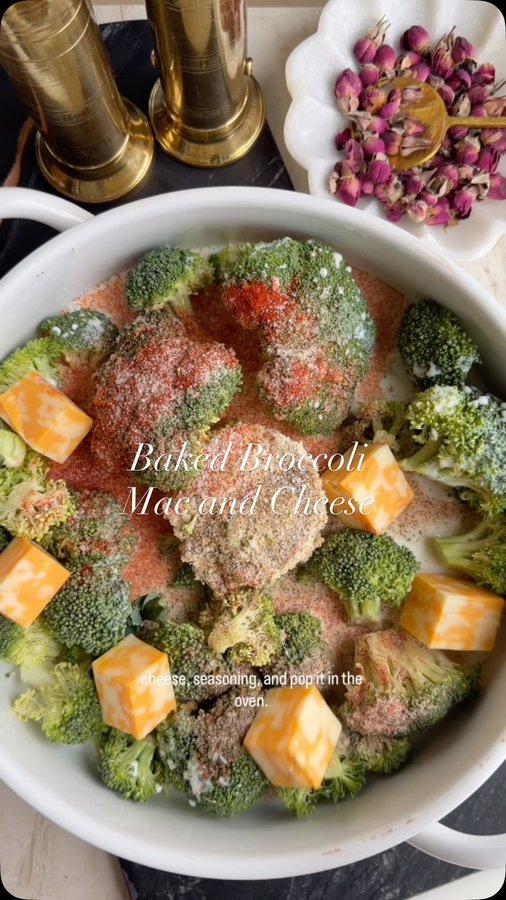 Instagram post by @fooddolls for Banza. Caption reads: ✨ This Broccoli Mac and Cheese Bake is the....