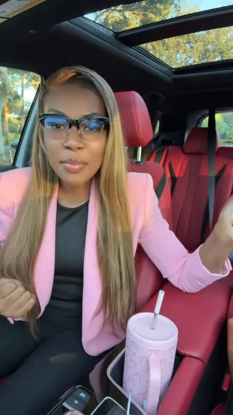 Instagram post by @dahchou for Megalook. Caption reads: The most beautiful highlight wig from....