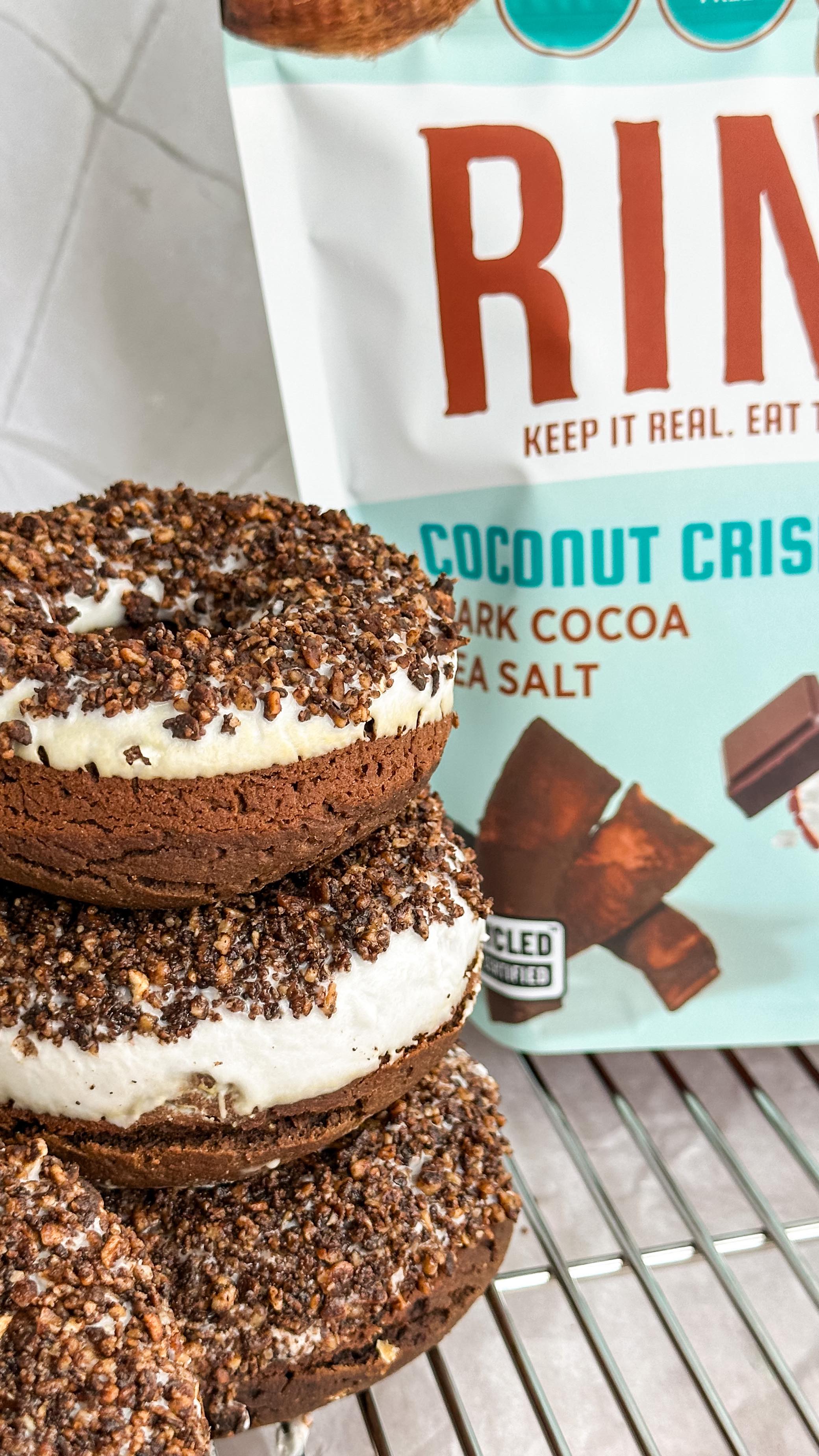 Instagram post by @feed.your.soul.sari for RIND Snacks. Caption reads: i’m all about treats that feel good and taste good....