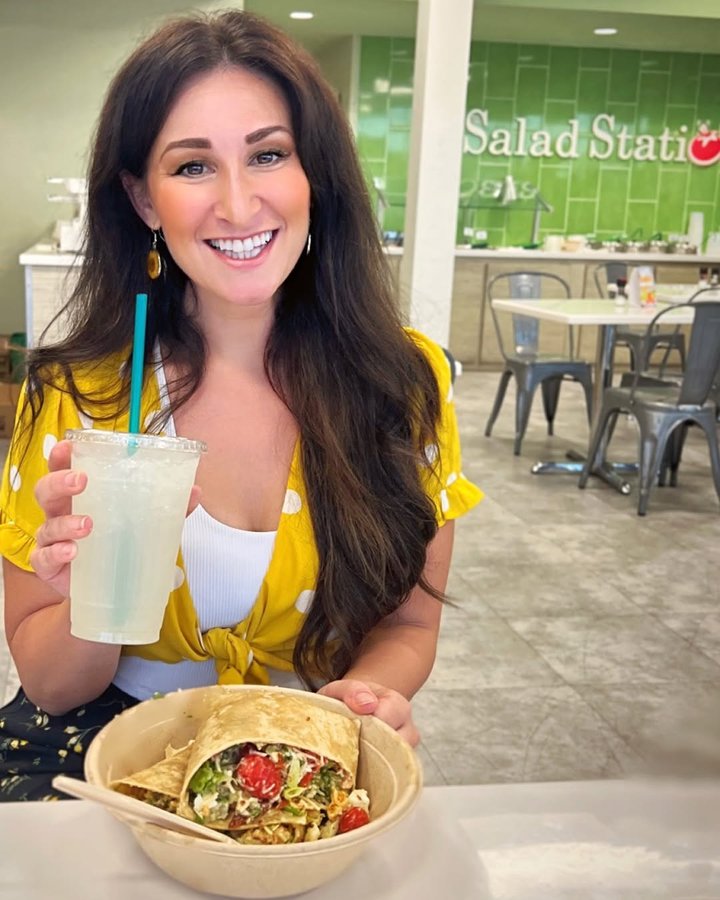 Instagram post by @ellabellawest for Salad Station. Caption reads: Keeping it sunny with @thesaladstation’s tasty....