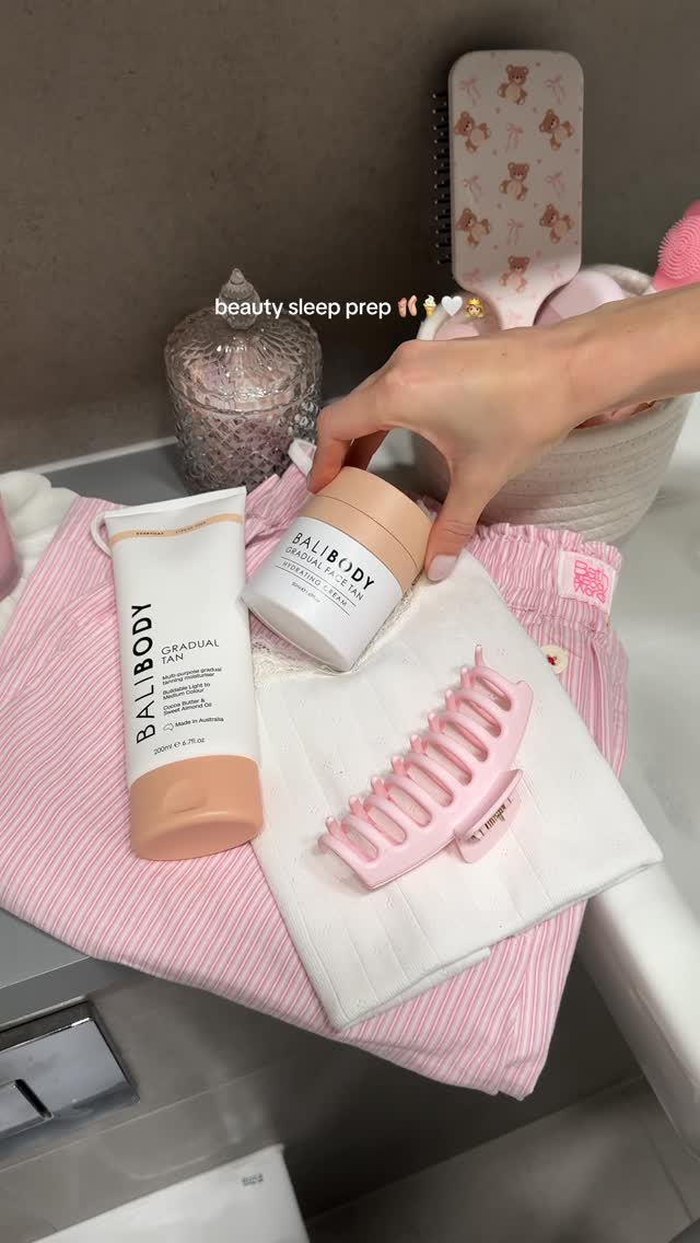 Instagram post by @linadore.vl for balibody. Caption reads: all I need for my beauty sleep prep is @balibody....