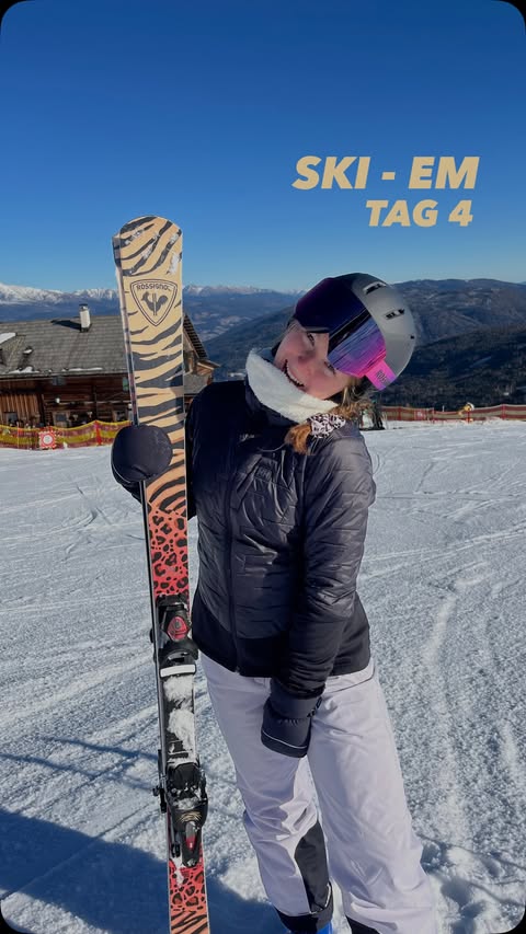 Instagram post by @laarissaweber for Rossignol. Caption reads: [...] uns morgen für Tag 5 :))
.
@rossignol / ad,....