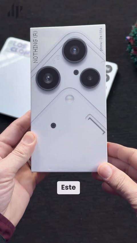 Instagram post by @japonton for Mercado Libre. Caption reads: Nothing 3a (lite) ya disponible en....