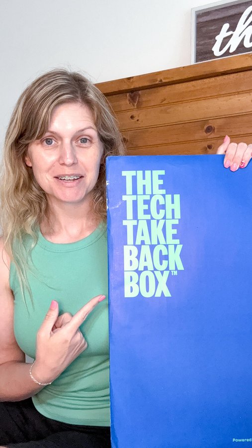 Instagram post by @madisyn_and_the3bears for Trashie. Caption reads: Declutter your tech the easy, eco-friendly way....