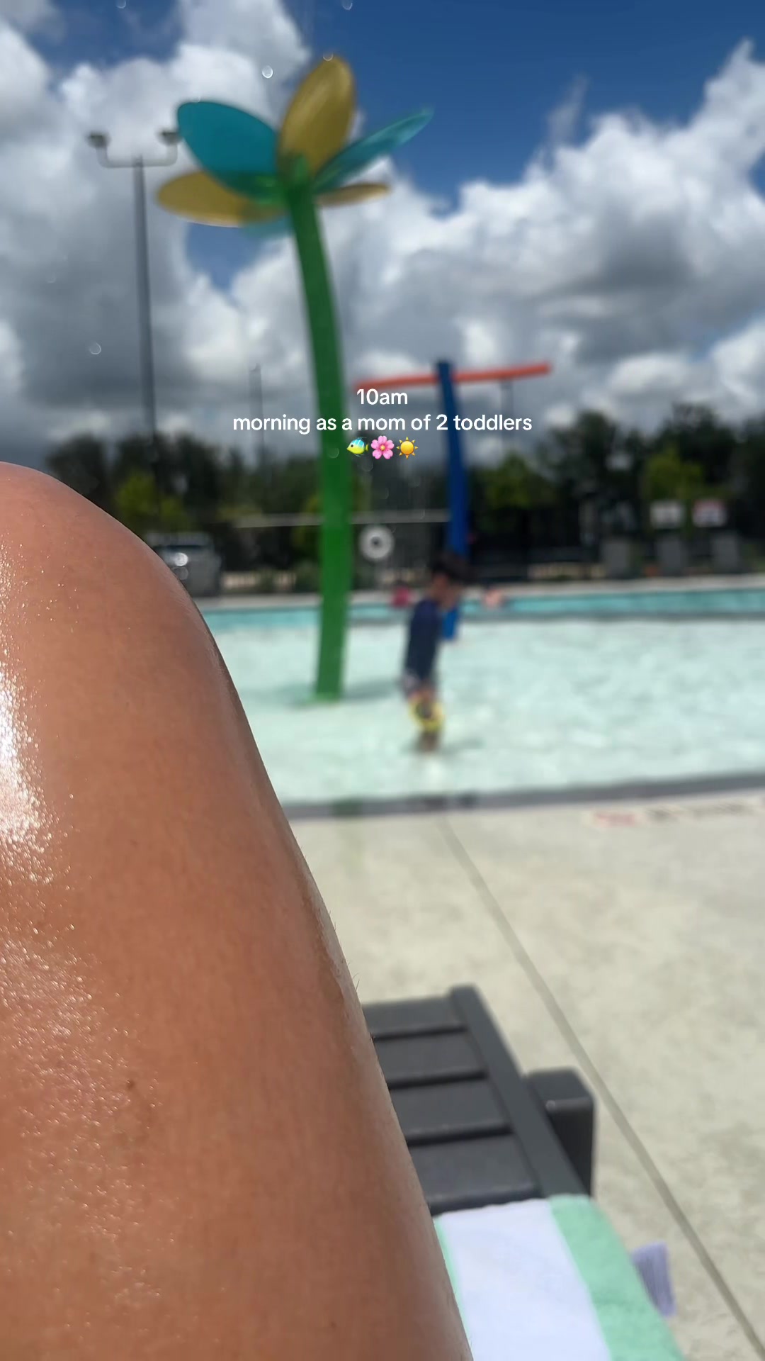 TikTok post by @nancy_hdzz for LSKD. Caption reads: [...] #motherhood @Bloom Nutrition @LSKD.