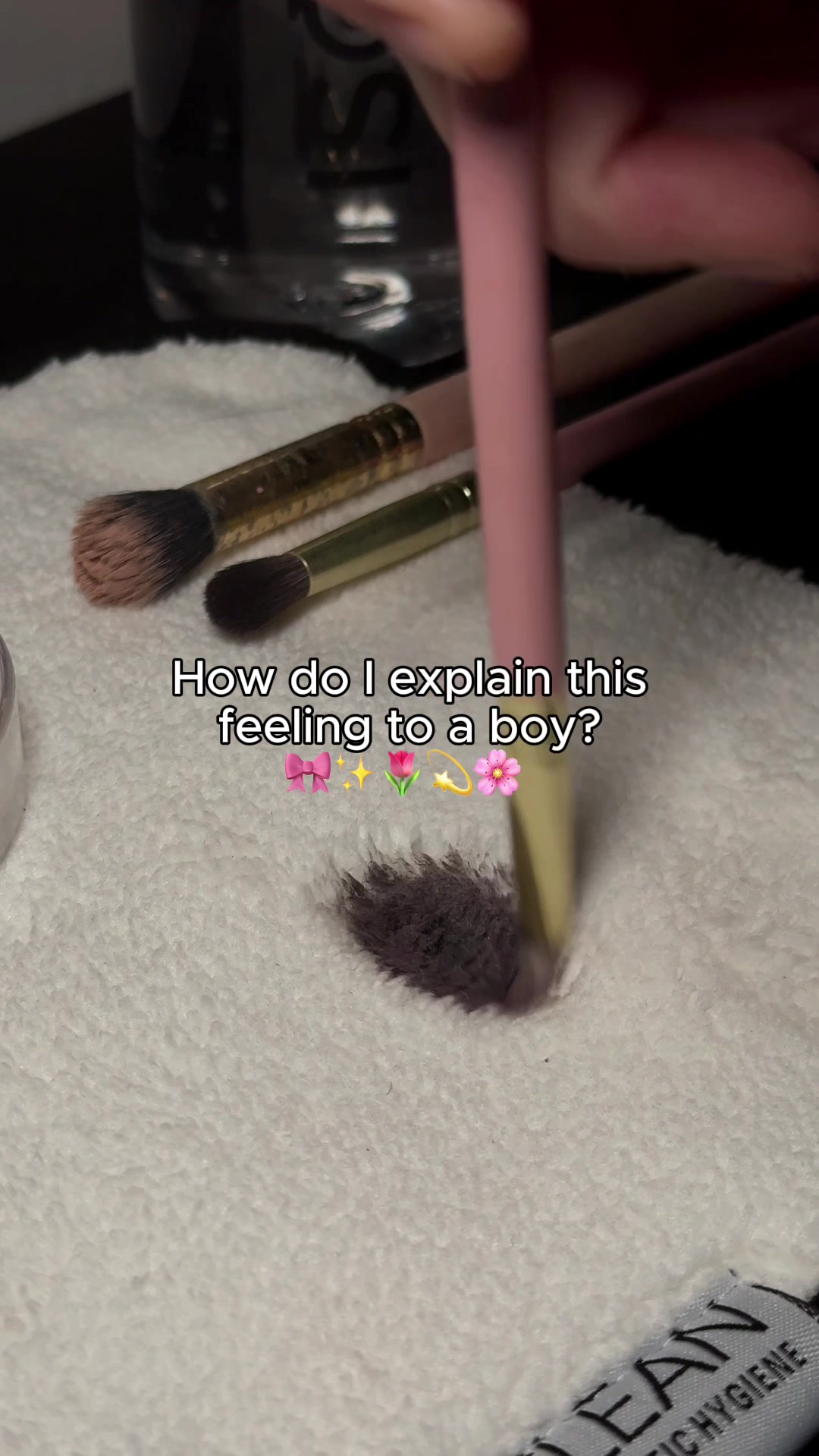 TikTok post by @ellarosesharp for ISOCLEAN. Caption reads: just the best feeling ever 🤌🏼🫧 @ISOCLEAN....