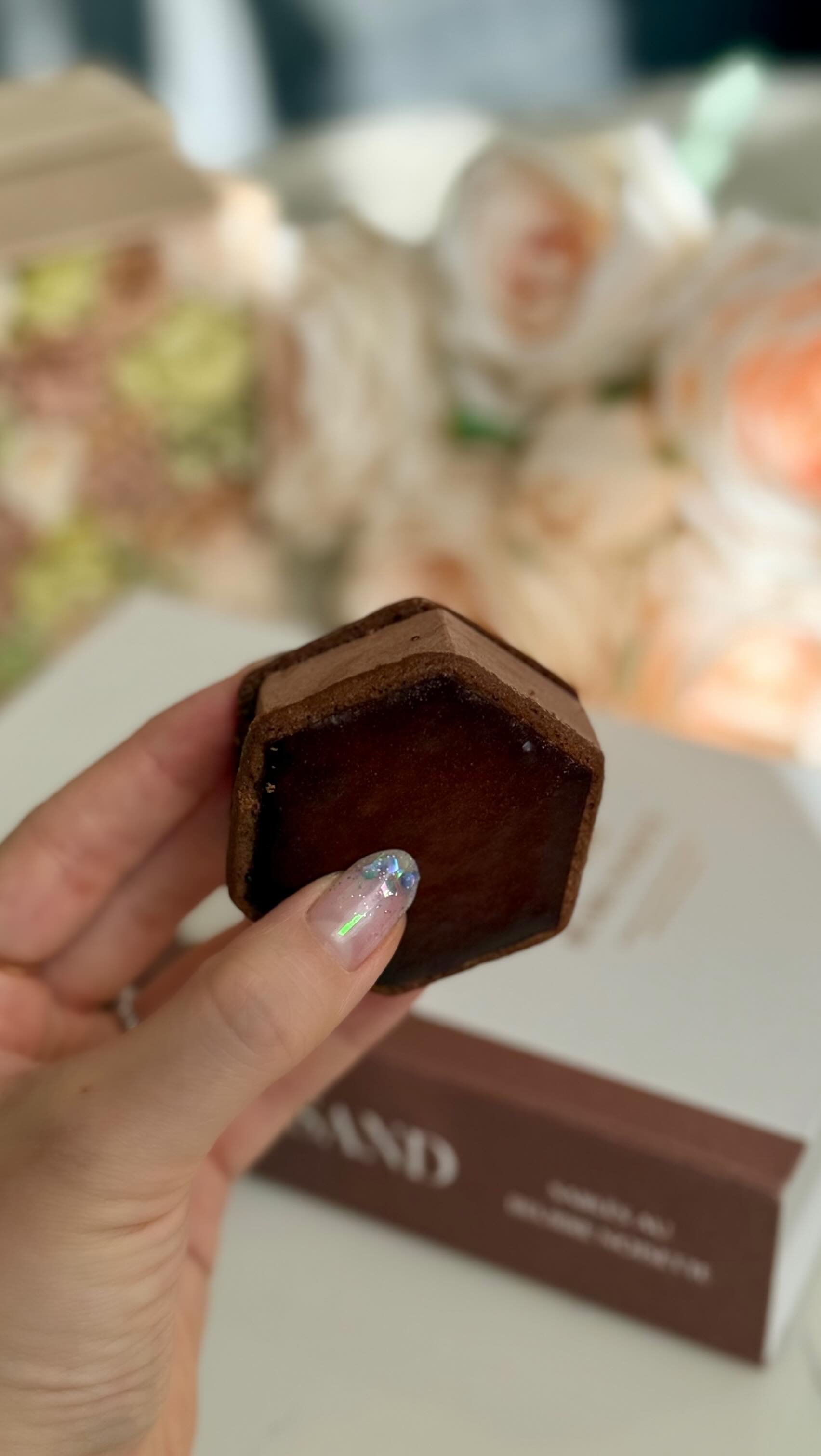 Instagram post by @tokyohalfie for DEAR BUTTER SAND. Caption reads: 🍪𝗕𝘂𝘁𝘁𝗲𝗿 𝗯𝗹𝗶𝘀𝘀, 𝗯𝗼𝘅𝗲𝗱....