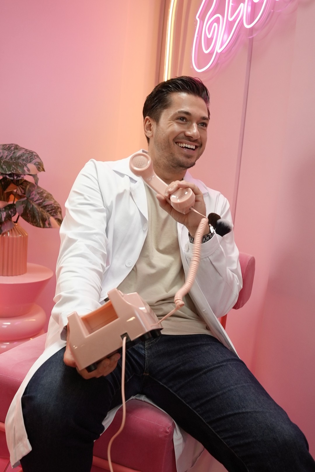 Instagram post by @charlysalvator for Monoprix. Caption reads: 📞 SOS GLASS SKIN 📞 

Envie d’une glass skin....